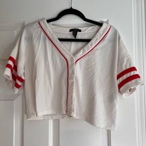 Women’s crop top size medium